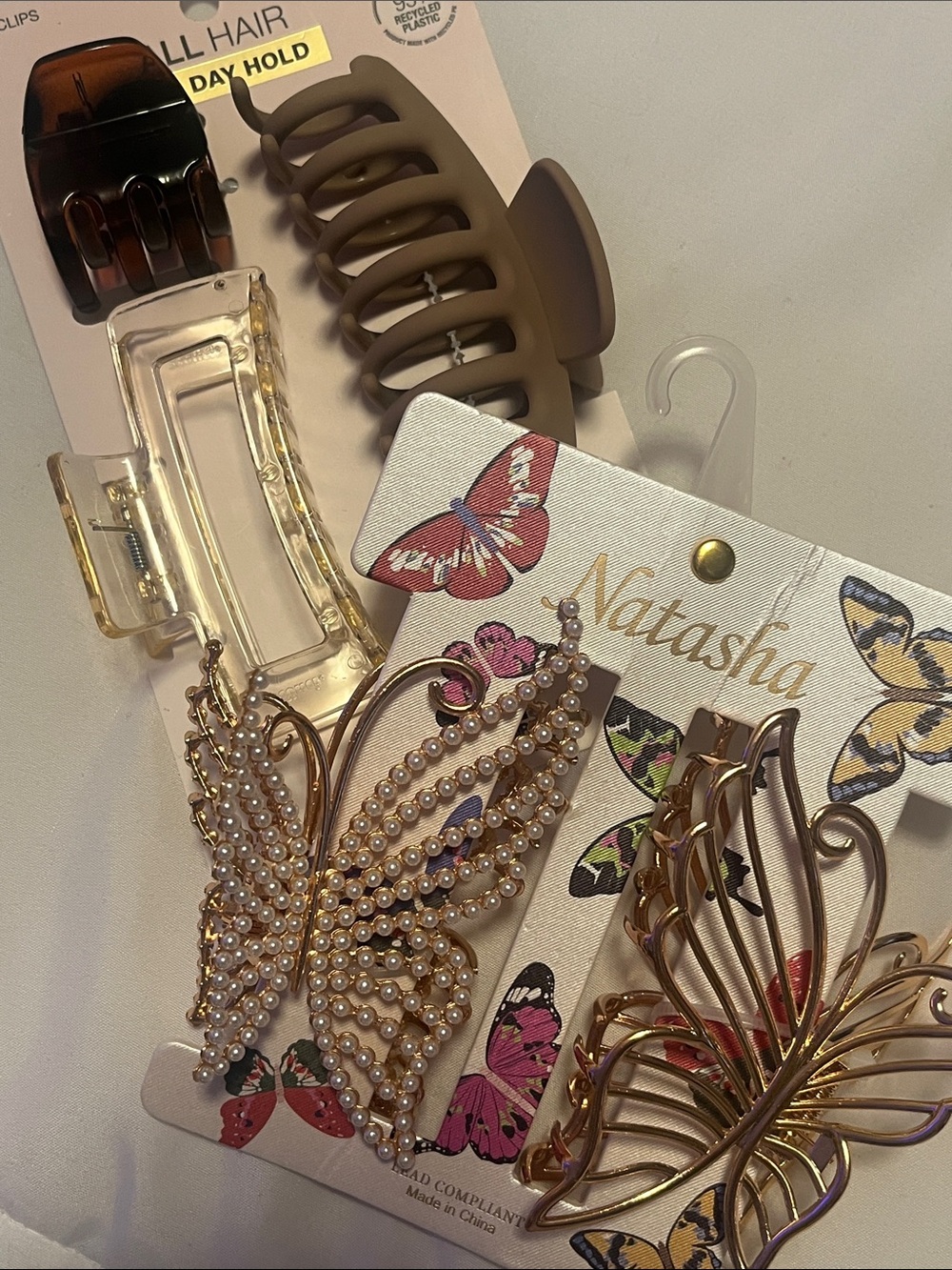Scunci 3-Pack Claw Clips- 2 Natasha Butterfly Hairclips
